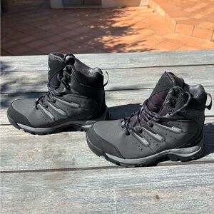 Columbia Black Hiking Boots
